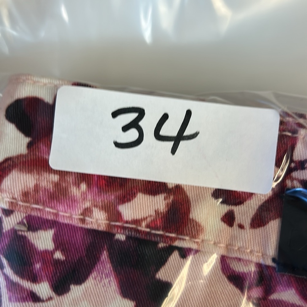 DKNY JEGGINGS/ pink burgundy floral/ just like pants/ Size 6 - Picture 13 of 13